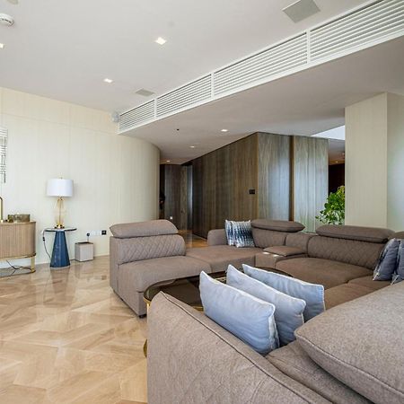 Отель Five Palm Luxury Penthouse Full Marina View & Private Pool Дубай Экстерьер фото