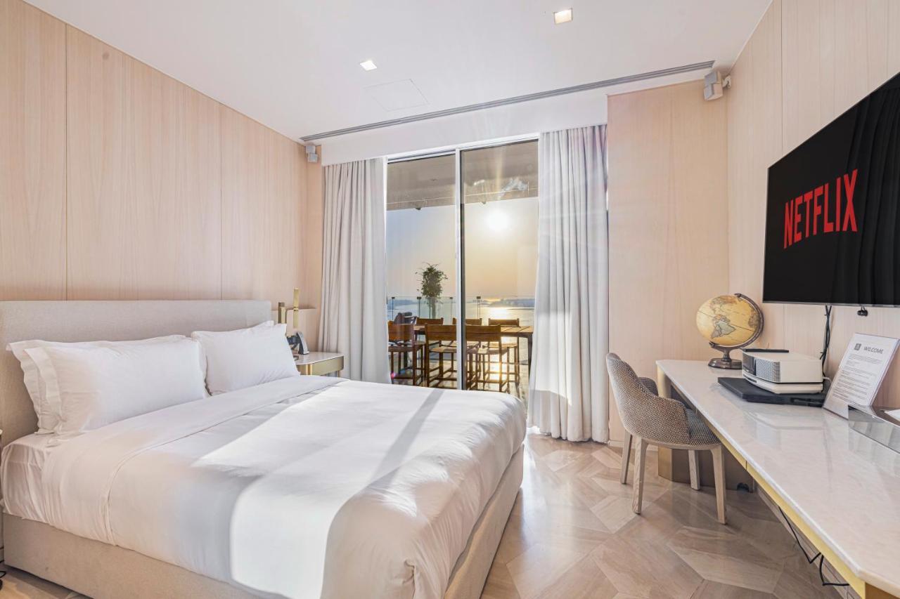 Отель Five Palm Luxury Penthouse Full Marina View & Private Pool Дубай Экстерьер фото