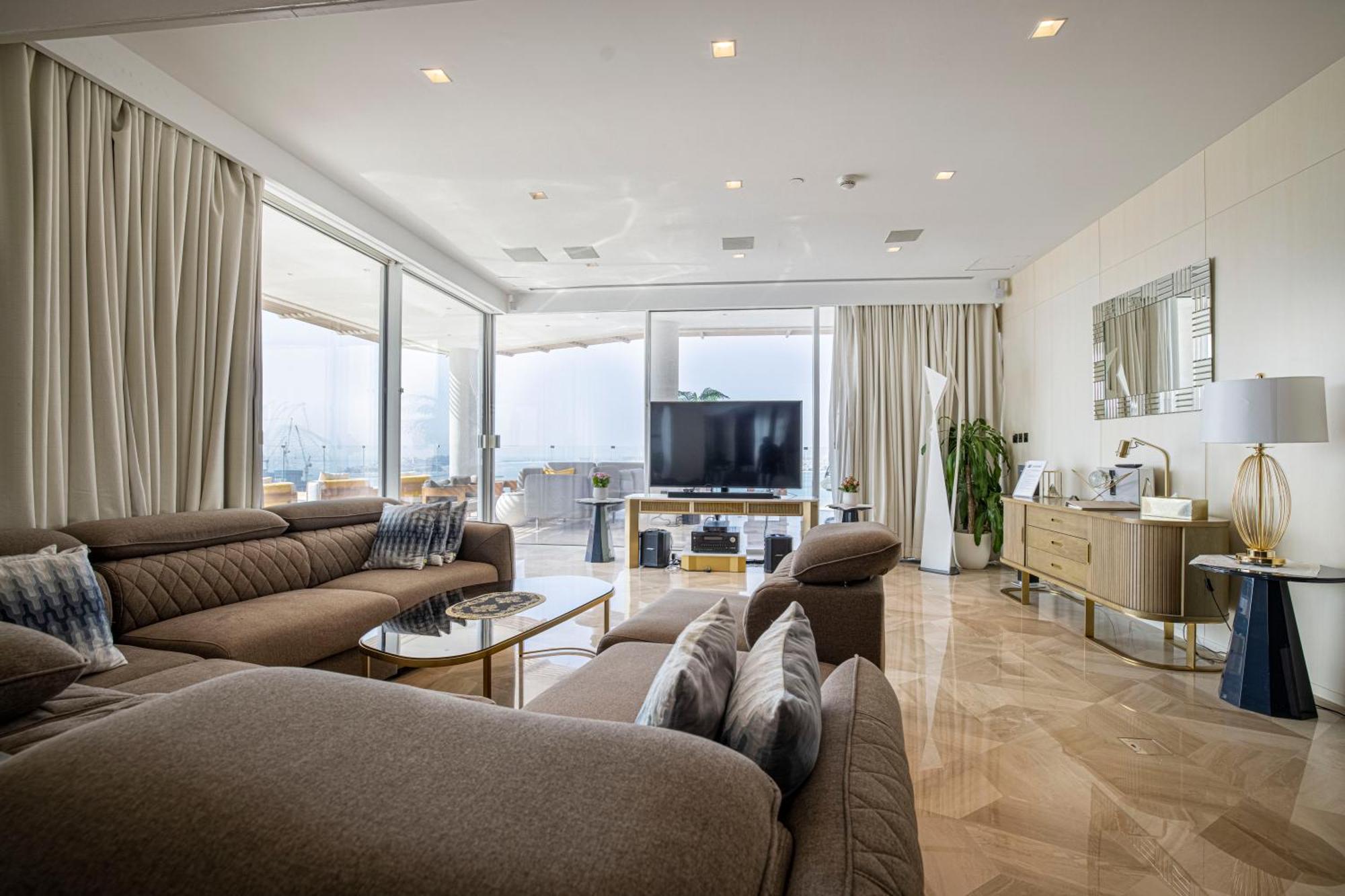 Отель Five Palm Luxury Penthouse Full Marina View & Private Pool Дубай Экстерьер фото